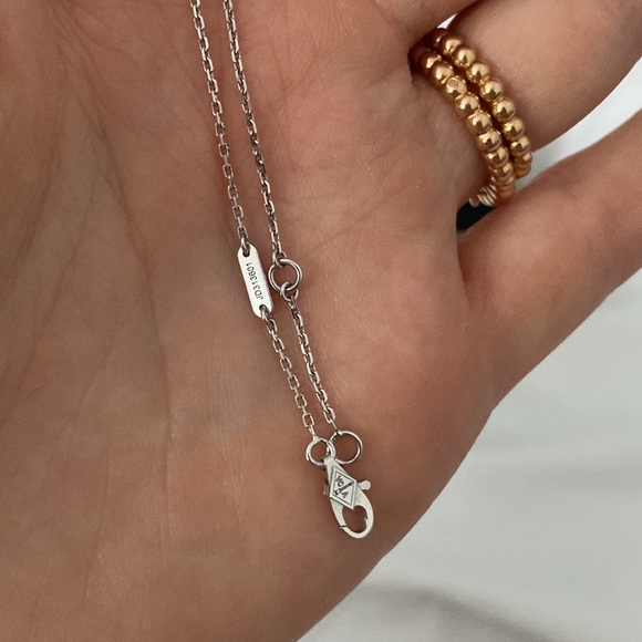 Authentic Sweet Alhambra Diamond Necklace - Picture 9 of 17